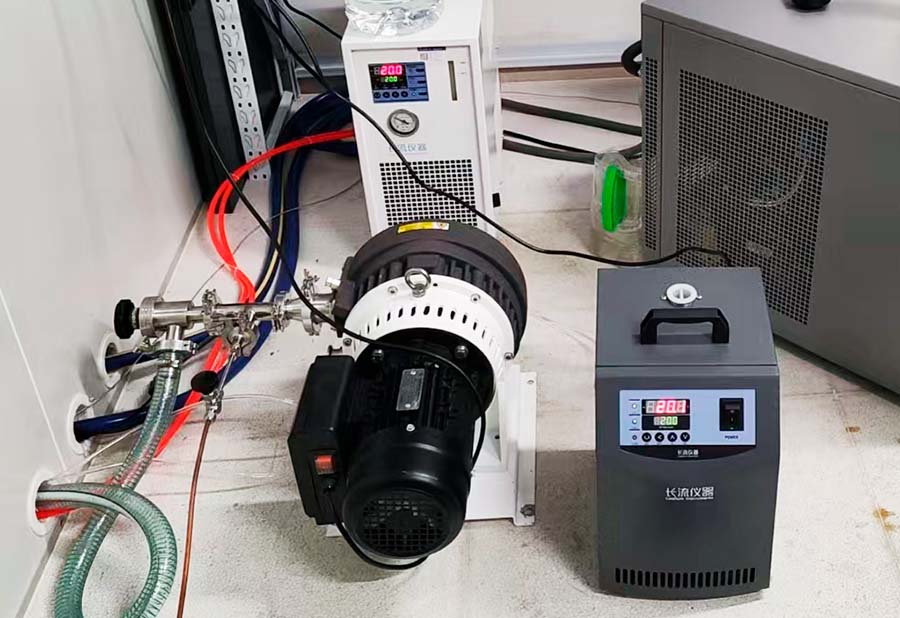 小型冷水機(jī).jpg 小型冷水機(jī).jpg