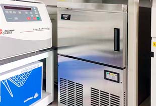 實驗室雪花制冰機需要24小時開機嗎？